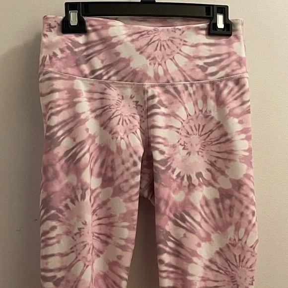 LuLaRoe And More Activewear Set Red White Multi M - Picture 9 of 10